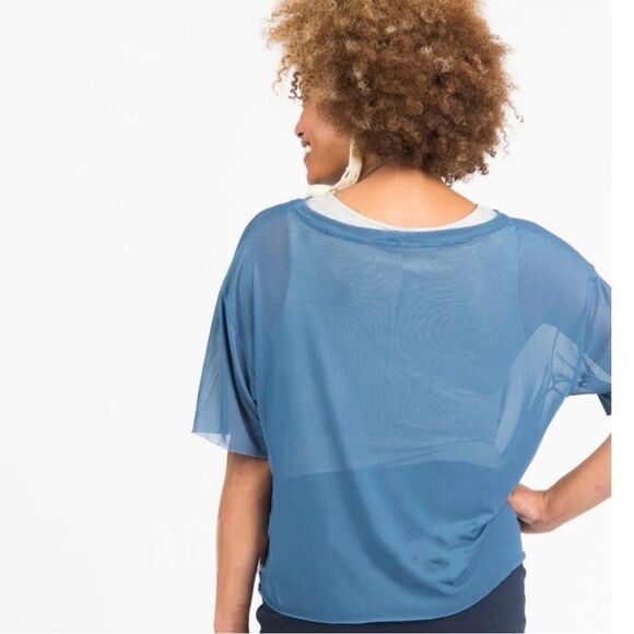 Agnes & Dora Blue Mesh Oversize Stretch T-Shirt Top small NWT - Picture 2 of 13